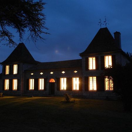 Château Le Guit Grignols  Extérieur photo
